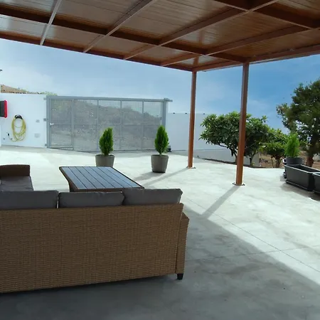 Casa El Cuarto Con Preciosas Vistas En *